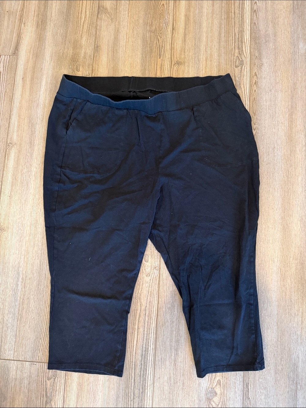 torrid Black Cropped Jogger Pants